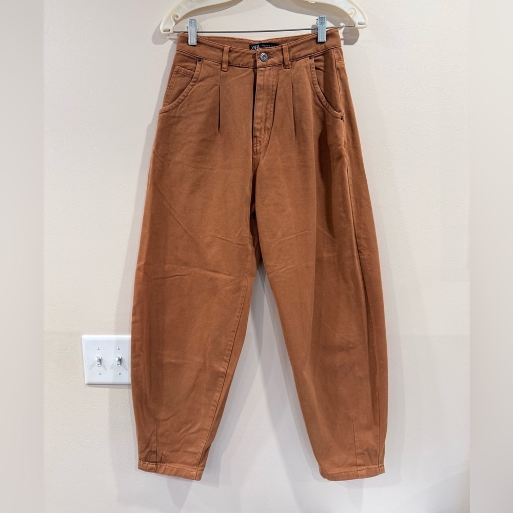 🔥NWOT Zara Brown High-Waisted Trousers🔥
